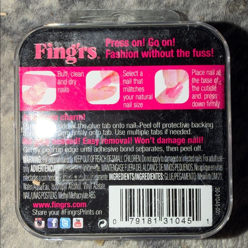 2 Sets of Brand New Fing’rs Prints Runway Ready Press On Nails - Picture 4 of 7